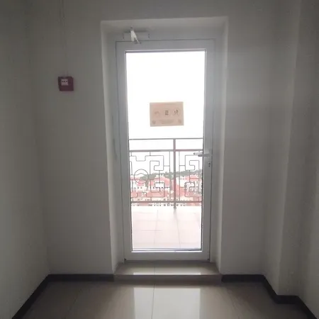 Appartement 1-bedroom Near The Sea *